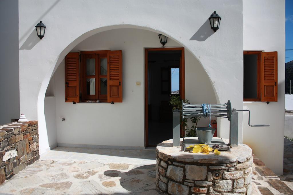 Matina - Stavros Traditional Houses Koronos Exterior photo